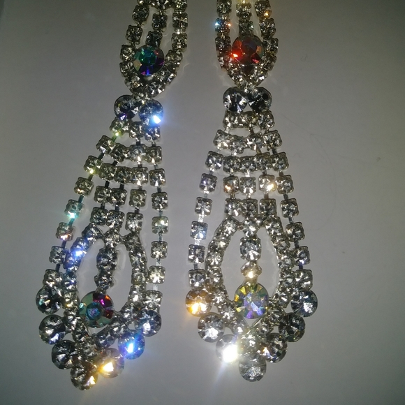 Beautiful rhinestone earrings - Picture 4 of 4